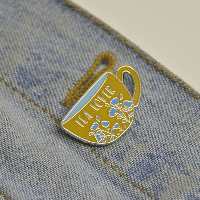Hovedbilde Tea Lover liten Enamel Pin