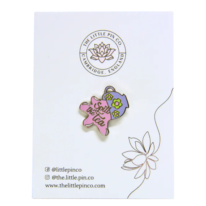 Hovedbilde Spill the Tea liten Enamel Pin